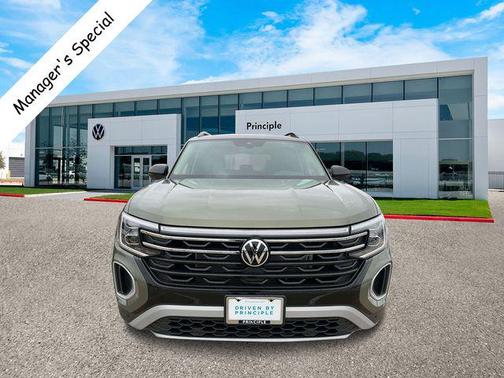 2025 Volkswagen Atlas 2.0T Peak Edition