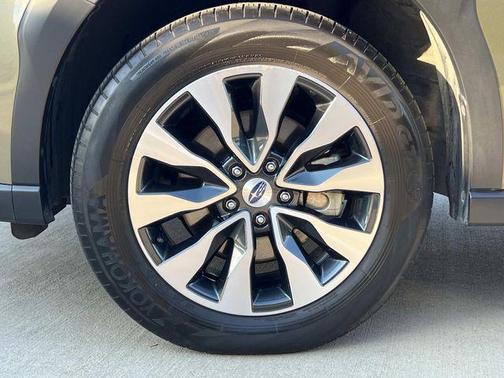 2024 Subaru Outback Touring