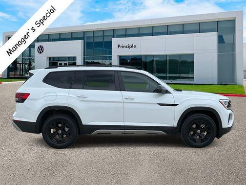 2025 Volkswagen Atlas 2.0T Peak Edition