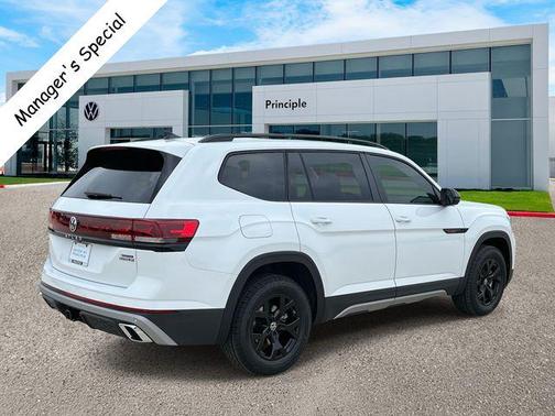 2025 Volkswagen Atlas 2.0T Peak Edition