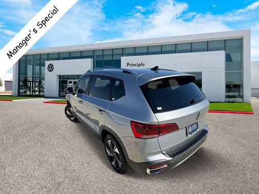 2024 Volkswagen Taos 1.5T SE