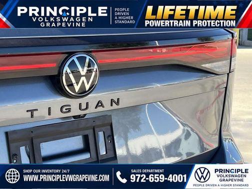 Platinum Gray Metallic 2026 Volkswagen Tiguan 2.0T SE R-Line Black