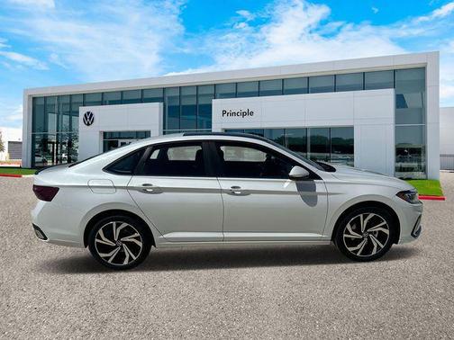 2025 Volkswagen Jetta 1.5T SEL