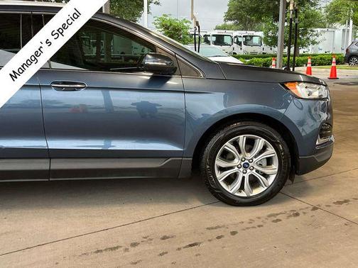 2019 Ford Edge Titanium