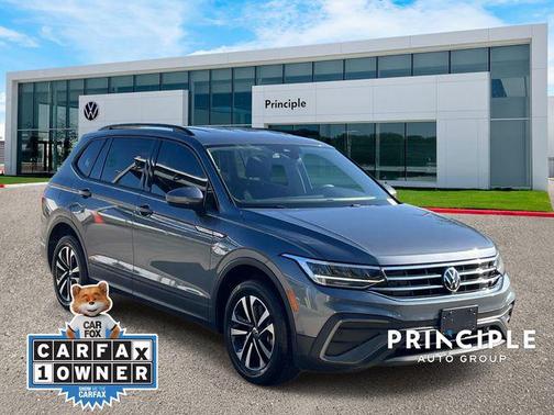 Platinum Gray Metallic 2023 Volkswagen Tiguan 2.0T S
