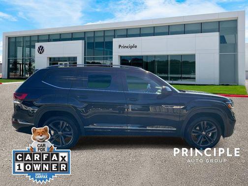 Black 2022 Volkswagen Atlas 3.6L SEL