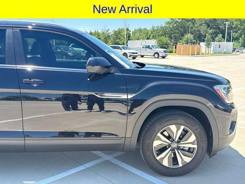 2025 Volkswagen Atlas Cross Sport 2.0T SE