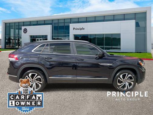 Deep Black 2023 Volkswagen Atlas Cross Sport 3.6L V6 SEL