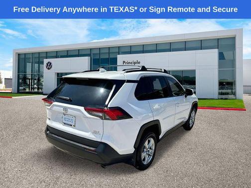 2020 Toyota RAV4 XLE