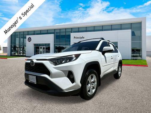 2020 Toyota RAV4 XLE