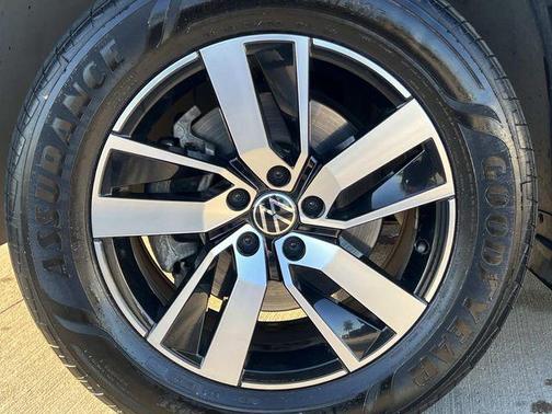 2021 Volkswagen Atlas 2.0T SE