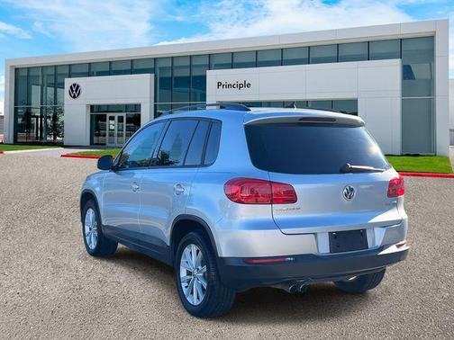 2018 Volkswagen Tiguan Limited 2.0T