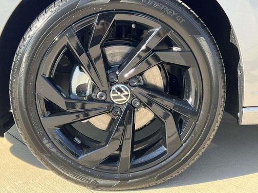 2026 Volkswagen Jetta 1.4T SE