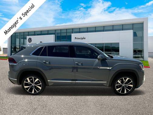 2025 Volkswagen Atlas Cross Sport 2.0T SEL Premium