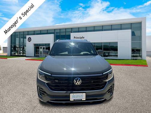 2025 Volkswagen Atlas Cross Sport 2.0T SEL Premium