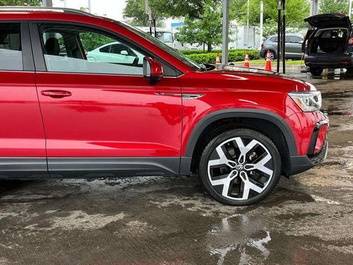 2022 Volkswagen Taos 1.5T SEL