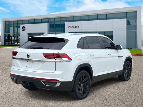 2022 Volkswagen Atlas Cross Sport 3.6L V6 SE w/Technology