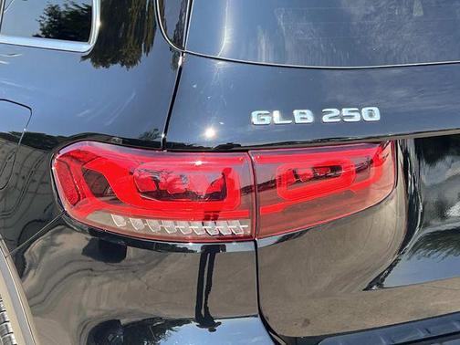 2023 Mercedes-Benz GLB 250 Base