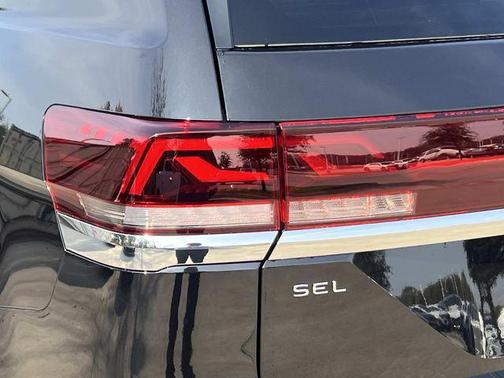 2026 Volkswagen Atlas 2.0T SEL Premium R-Line 4MOTION