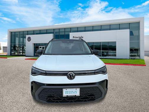 2025 Volkswagen Taos 1.5T SE Black