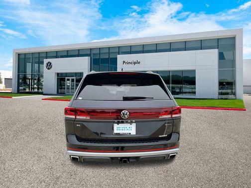 2025 Volkswagen Atlas 2.0T Peak Edition