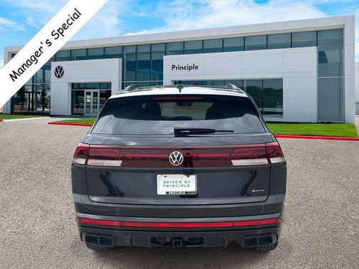 2025 Volkswagen Atlas Cross Sport 2.0T SEL