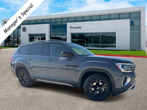 2025 Volkswagen Atlas 2.0T Peak Edition