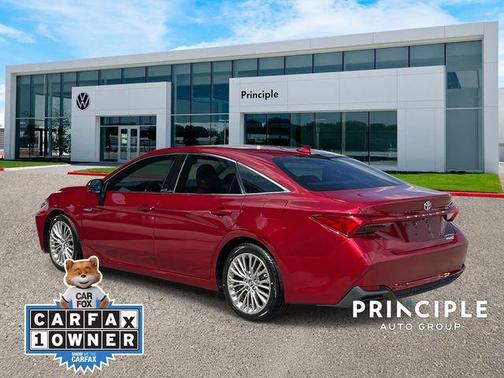 2019 Toyota Avalon Hybrid Limited