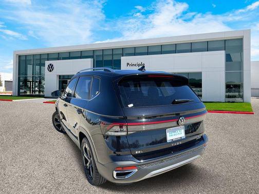 2025 Volkswagen Taos 1.5T SEL