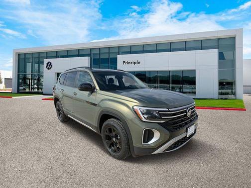 2025 Volkswagen Atlas 2.0T Peak Edition