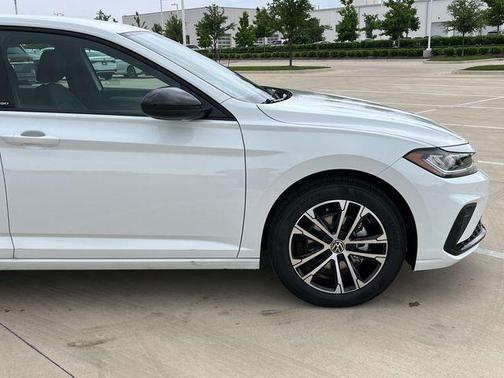 2025 Volkswagen Jetta 1.5T Sport