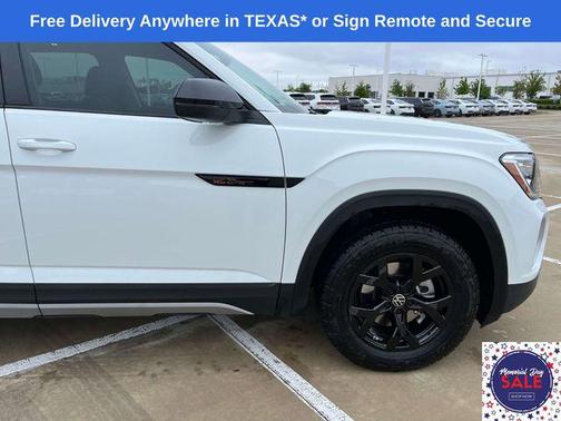 2025 Volkswagen Atlas 2.0T Peak Edition