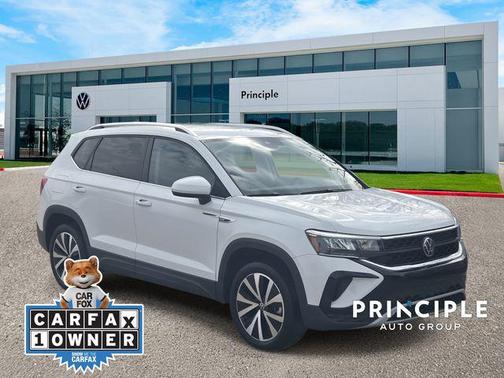 2024 Volkswagen Taos 1.5T SE