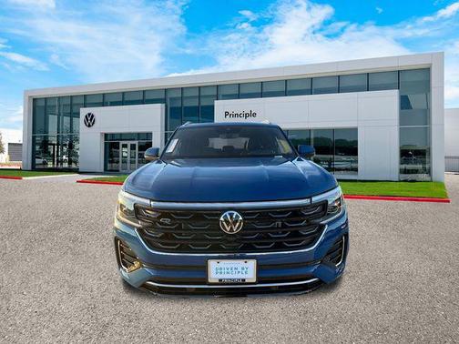 2025 Volkswagen Atlas Cross Sport 2.0T SEL Premium