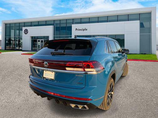 2025 Volkswagen Atlas Cross Sport 2.0T SEL Premium