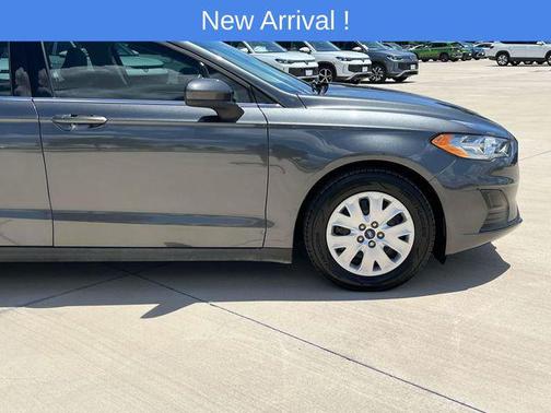 2020 Ford Fusion S