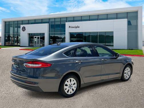 2020 Ford Fusion S