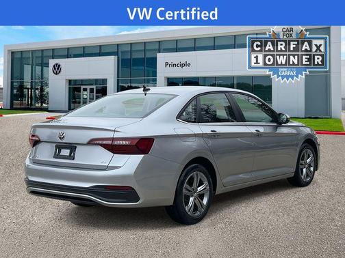 2024 Volkswagen Jetta 1.5T SE