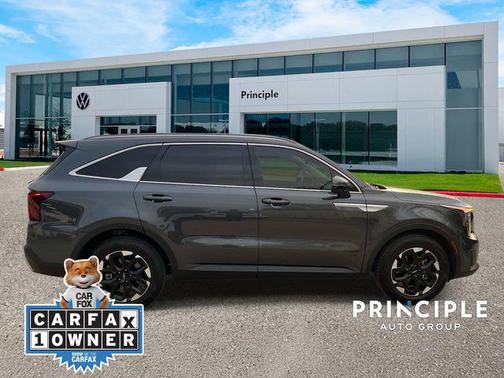 Gravity Gray 2024 Kia Sorento S