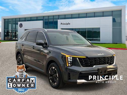 Gravity Gray 2024 Kia Sorento S
