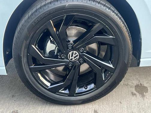 2026 Volkswagen Jetta 1.4T SE
