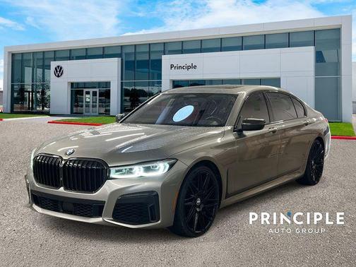 2021 BMW M760 xDrive