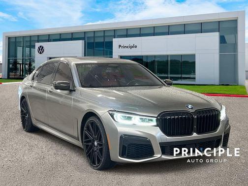2021 BMW M760 xDrive