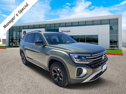 2025 Volkswagen Atlas 2.0T Peak Edition