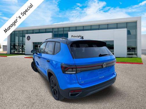 2025 Volkswagen Taos 1.5T SE Black