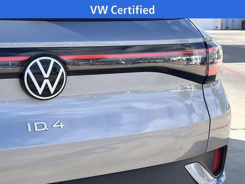 2023 Volkswagen ID.4 Pro