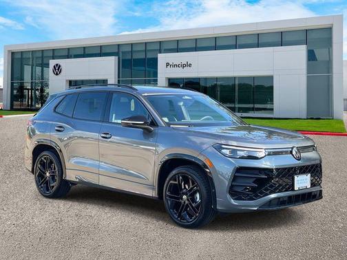 2025 Volkswagen Tiguan 2.0T SE R-Line Black
