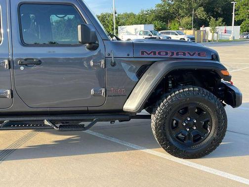 2021 Jeep Gladiator Mojave 4X4