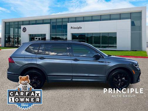 Platinum Gray Metallic 2023 Volkswagen Tiguan 2.0T SE R-Line Black