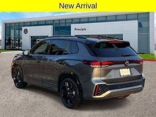 2025 Volkswagen Tiguan 2.0T SE R-Line Black
